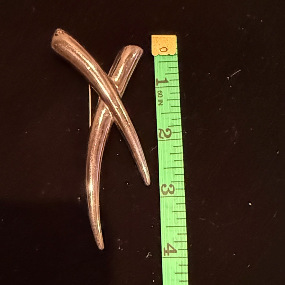 Silver Crossed Brooch - Picture 4 of 5